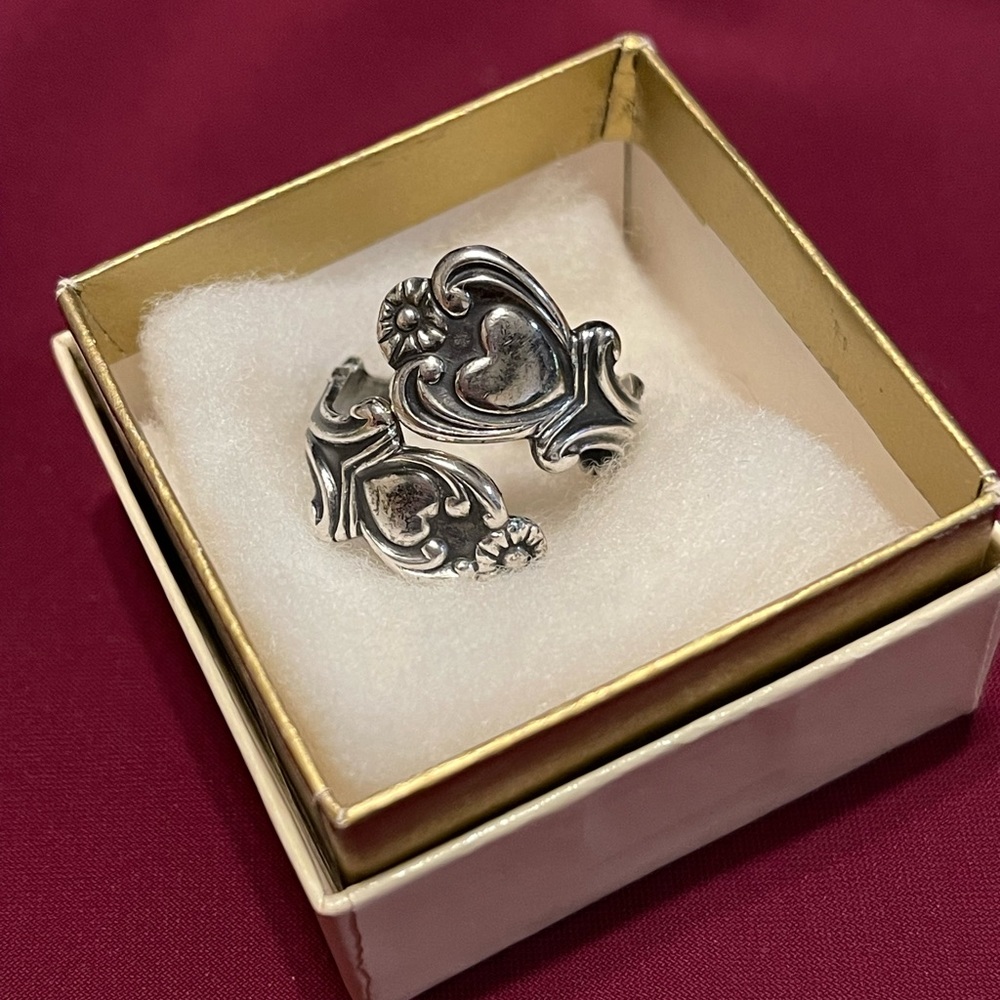 Avon Vintage Sterling Silver Heart Ring
